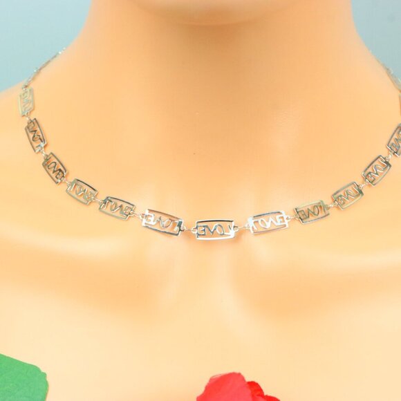 Delicate & Contemporary Necklace Chain, A Lovely Choice for Women, EVCH1768 - Picture 6 of 10